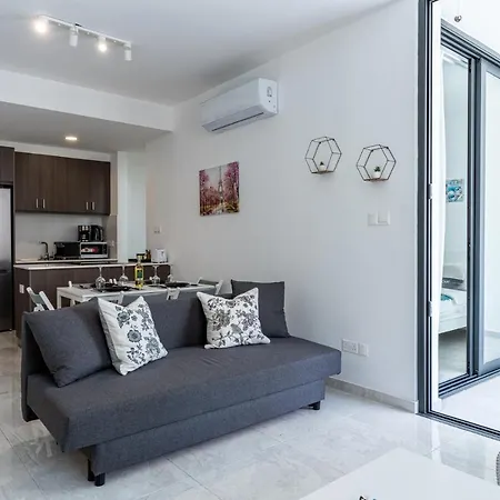 Daire Lana 1-bedroom In *