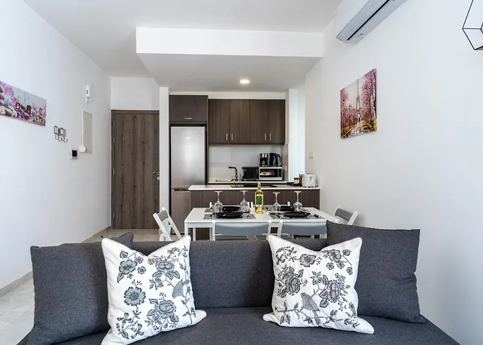 Lägenhet Lana 1-bedroom In Larnaca